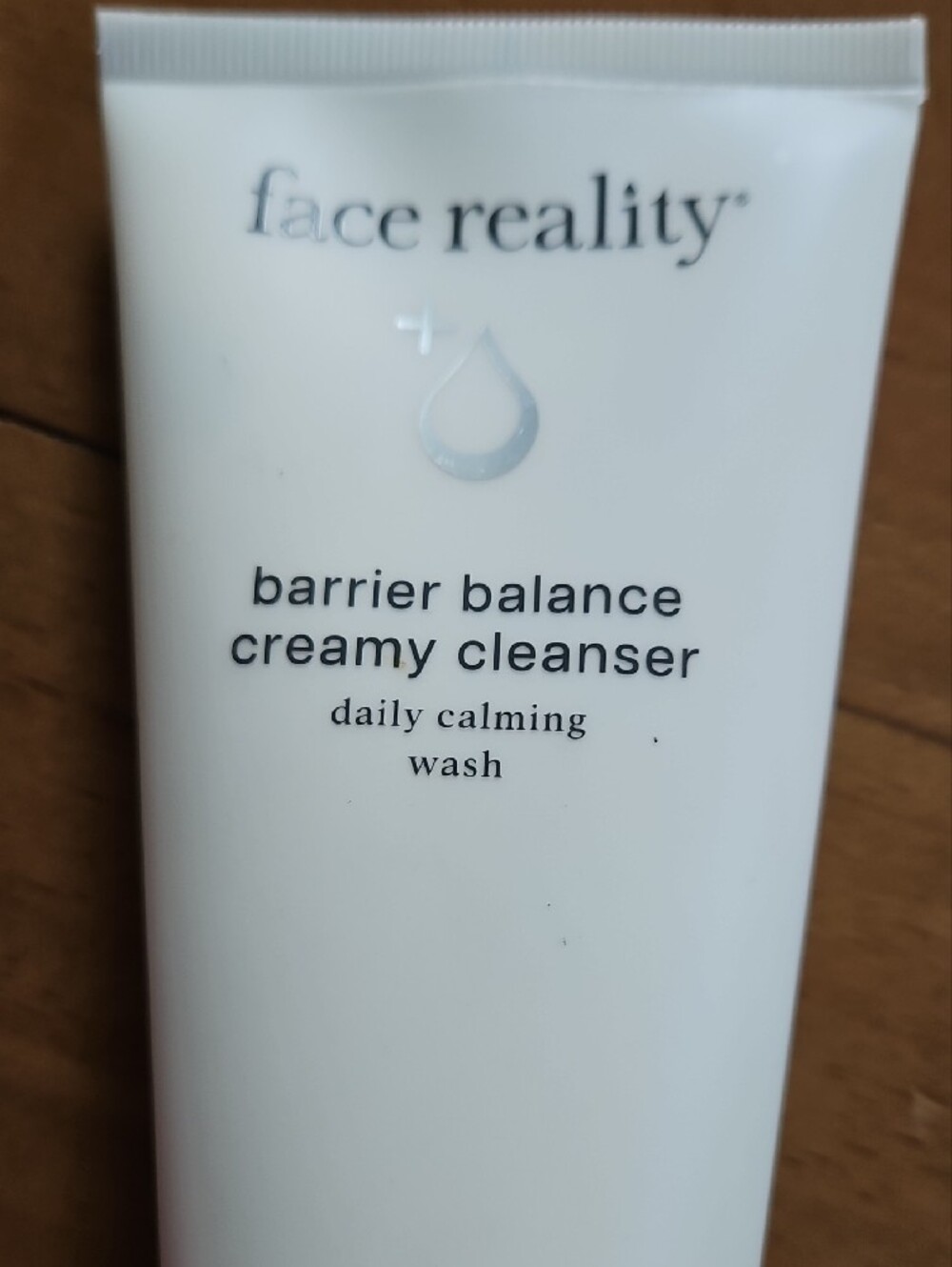 face reality Barrier Balance Creamy Cleanser — White - Picture 2 of 5